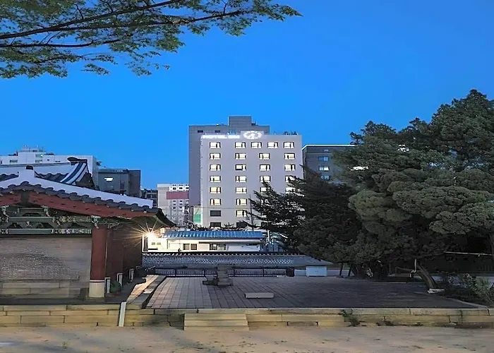 Dm Hotel